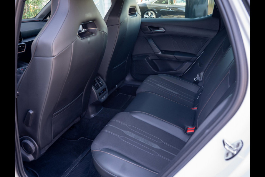CUPRA Leon 1.4 TSI eHybrid 204pk PHEV Adrenaline | Full Link | Camera | Adaptive Cruise