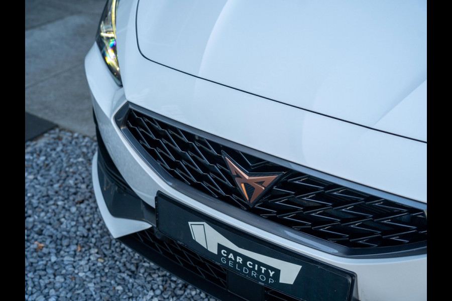 CUPRA Leon 1.4 TSI eHybrid 204pk PHEV Adrenaline | Full Link | Camera | Adaptive Cruise