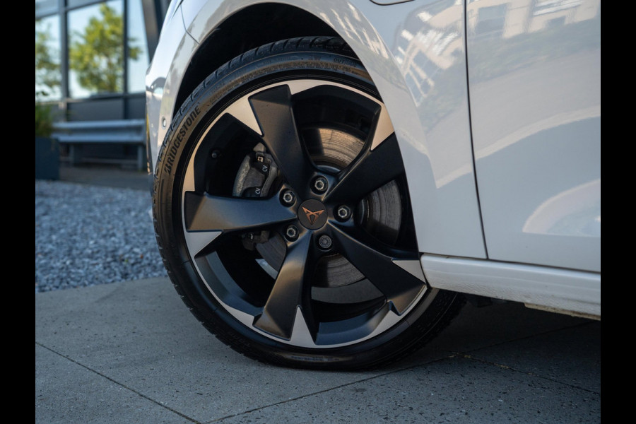 CUPRA Leon 1.4 TSI eHybrid 204pk PHEV Adrenaline | Full Link | Camera | Adaptive Cruise