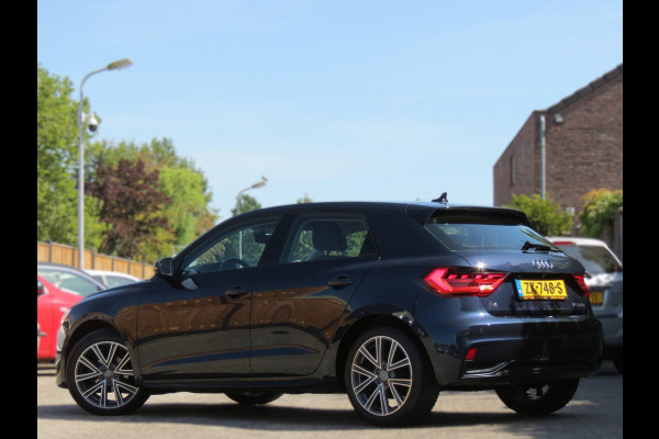 Audi A1 Sportback 25 TFSI epic | DEALER ONDERHOUDEN | SFEERVERLICHTING | CAMERA | 17 INCH VELGEN | NIEUWE BANDEN | APPLE CARPLAY |