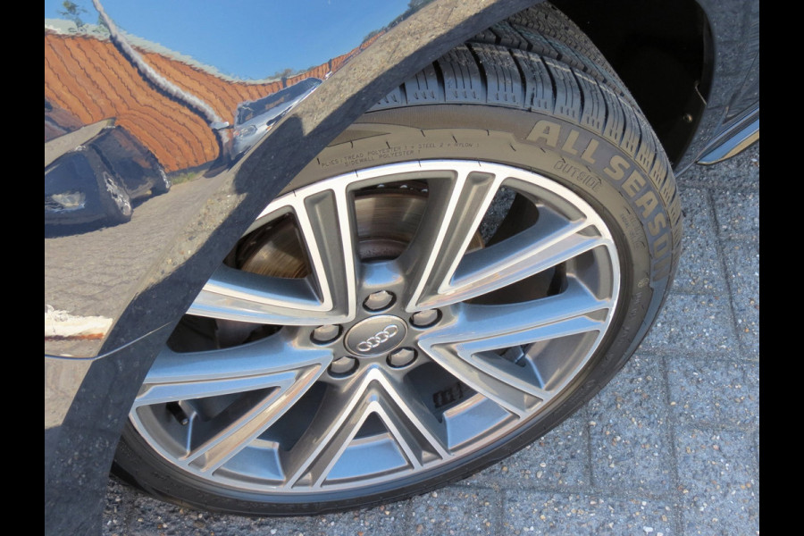 Audi A1 Sportback 25 TFSI epic | DEALER ONDERHOUDEN | SFEERVERLICHTING | CAMERA | 17 INCH VELGEN | NIEUWE BANDEN | APPLE CARPLAY |