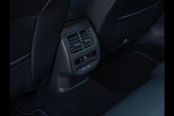 CUPRA Formentor 1.5 TSI eHybrid 204pk PHEV Business | 360 Camera | Stoelverwarming | Elektrische achterklep