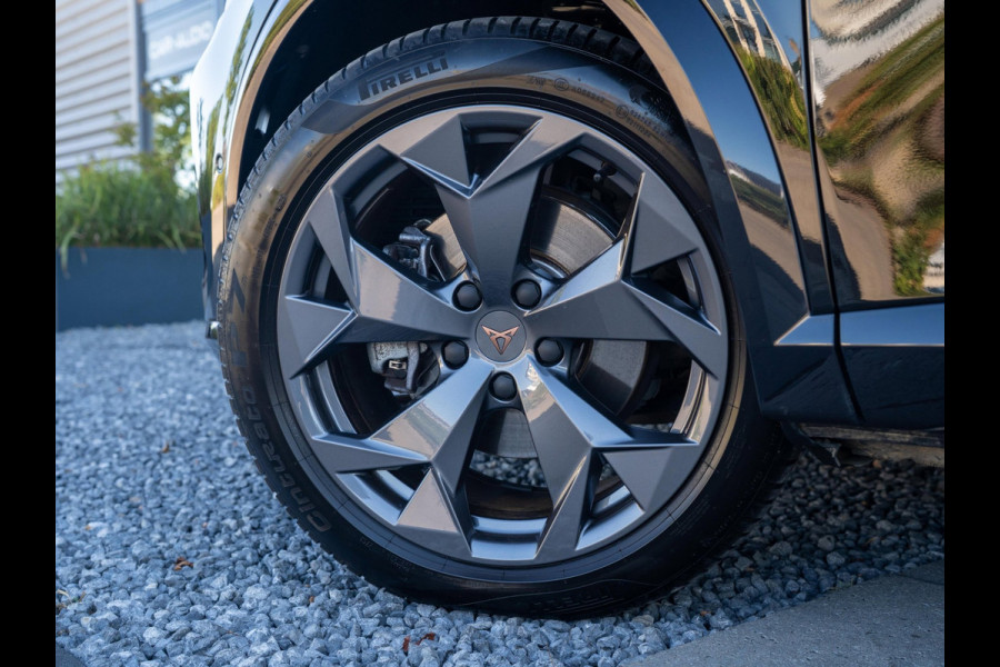 CUPRA Formentor 1.5 TSI eHybrid 204pk PHEV Business | 360 Camera | Stoelverwarming | Elektrische achterklep