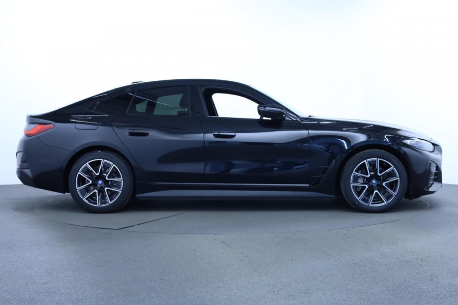 BMW i4 eDrive40 M-Sport 84kWh Dak Trekh ACC H/K 360 HUD Laser-LED