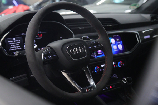 Audi RS Q3 Sportback TFSI Pano/Sonos/360Cam/Carplay/RSStoelen/BOMVOL