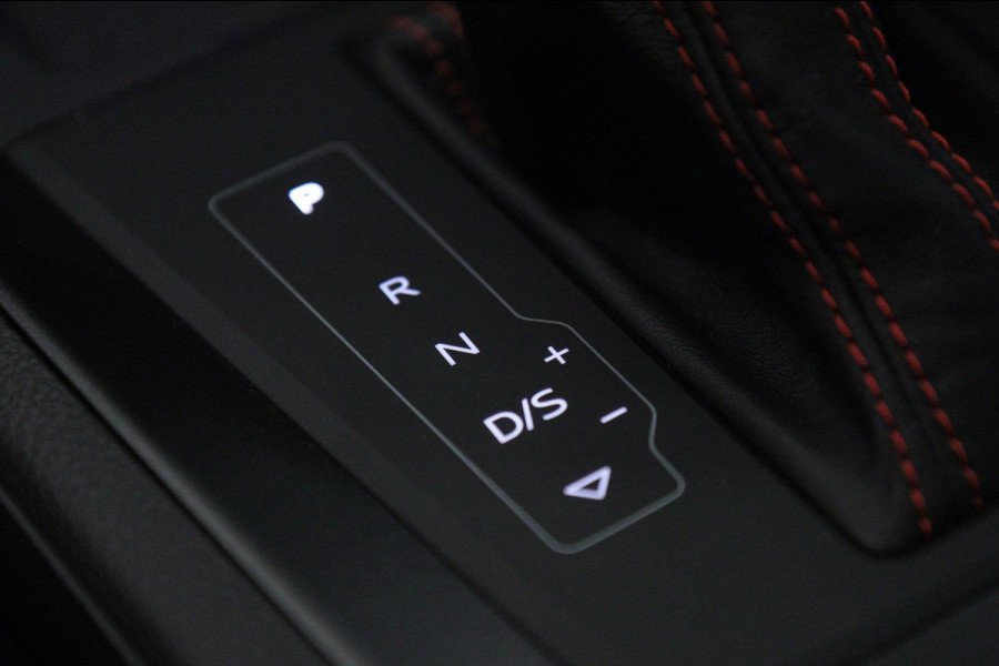Audi RS Q3 Sportback TFSI Pano/Sonos/360Cam/Carplay/RSStoelen/BOMVOL