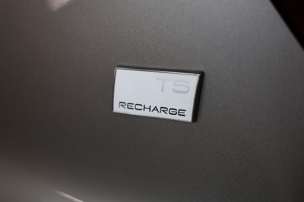 Volvo XC40 1.5 T5 Recharge R-Design AVM H&K CARPLAY MEMORY NAVI CLIMA ACC CAMERA STOELVW '22