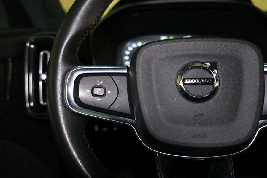 Volvo XC40 1.5 T5 Recharge R-Design AVM H&K CARPLAY MEMORY NAVI CLIMA ACC CAMERA STOELVW '22