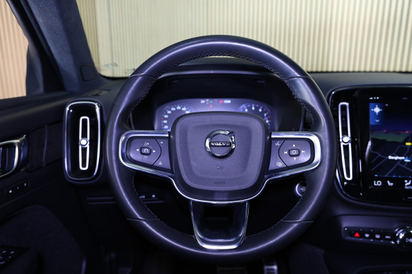 Volvo XC40 1.5 T5 Recharge R-Design AVM H&K CARPLAY MEMORY NAVI CLIMA ACC CAMERA STOELVW '22