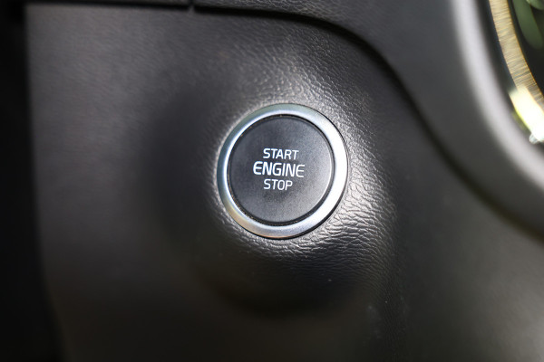 Volvo XC40 1.5 T5 Recharge R-Design AVM H&K CARPLAY MEMORY NAVI CLIMA ACC CAMERA STOELVW '22