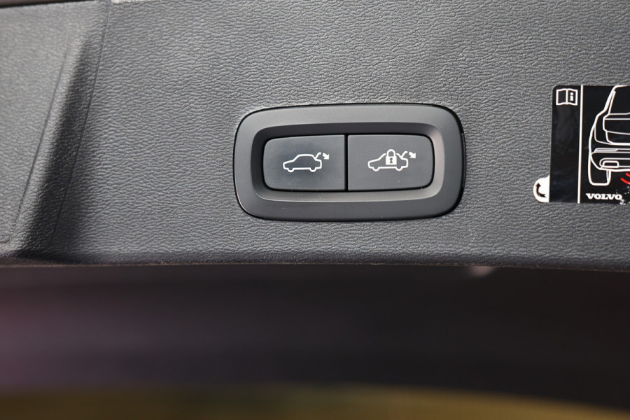Volvo XC40 1.5 T5 Recharge R-Design AVM H&K CARPLAY MEMORY NAVI CLIMA ACC CAMERA STOELVW '22