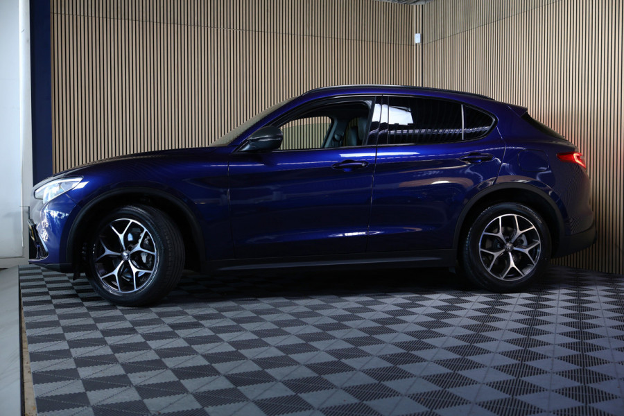 Alfa Romeo Stelvio 2.0 T AWD Super 44000 km !! AVM MEMORY CAMERA NAVI AUTOM CLIMA DNA '19