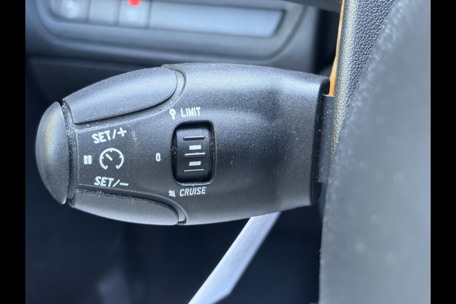 Peugeot 2008 1.2 PureTech Allure D-riem vv in 02-2026 l Pano l Carplay l Camera l Halfleder l 110pk l Dealer Onderhouden l 2e Eigenaar l Navi l Clima l Cruise l Pdc l Lm velgen l Apk tot 02-2027