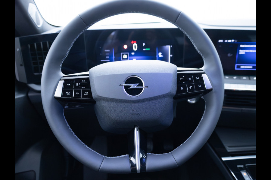 Opel Astra Electric 54 kWh Bus. Ed. | 8 jr. garantie | AGR Stoelen | Stoel- & Stuiurverwarming | Navigatie | Camera | Adaptieve Cruise, Draadloze tel. lader, Apple Carplay, Adroid auto,  Extra getint glas achter,