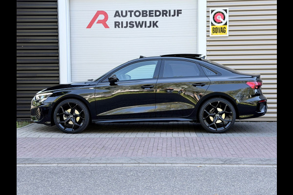 Audi A3 Limousine 30 TFSI S edition Pano/AppleCarPlay/Acc