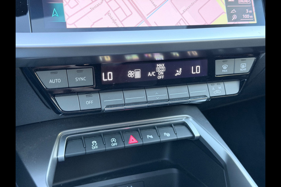 Audi A3 Limousine 30 TFSI S edition Pano/AppleCarPlay/Acc
