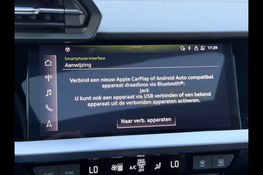 Audi A3 Limousine 30 TFSI S edition Pano/AppleCarPlay/Acc