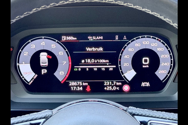 Audi A3 Limousine 30 TFSI S edition Pano/AppleCarPlay/Acc