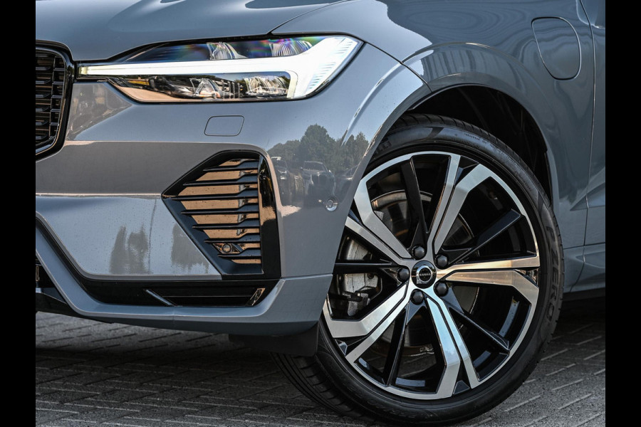 Volvo XC60 2.0 T8 Plug-in hybrid AWD Ultra Black Edition | Panoramadak | Harman/Kardon | Pilot Assist | HUD | 360 Camera | Memory Seats | Trekhaak | Stuurverwarming | Stoelverwarming V+A |