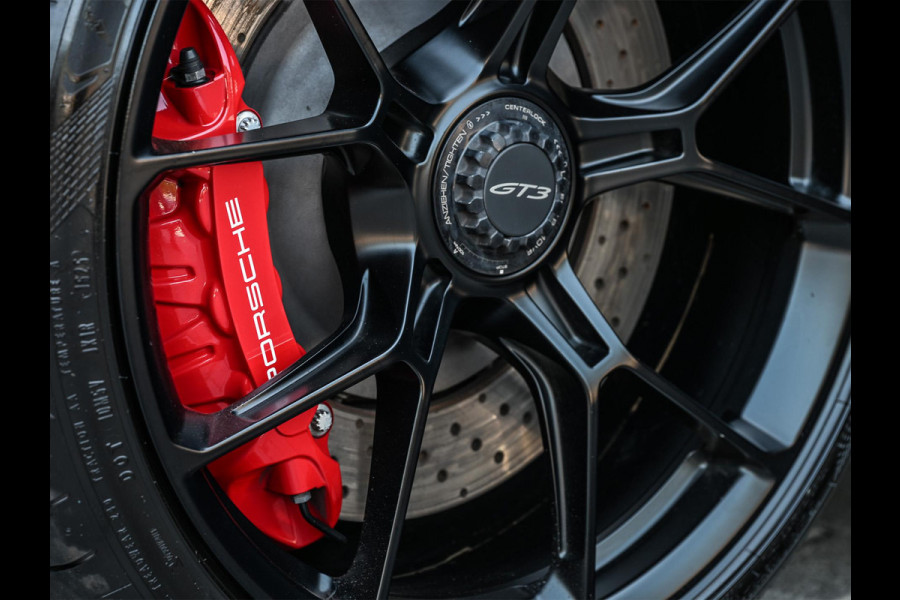Porsche 911 4.0 GT3 | NL-Auto | Dealeronderhouden | Sport Chrono | Achterasbesturing | Race-Tex Hemelbekleding | 18 Wegs Verst. Stoelen | Camera | Hefsysteem Vooras |