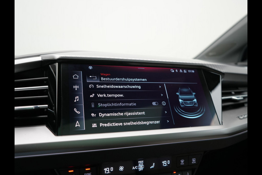 Audi Q4 e-tron 55 Quattro Advanced edition 82 kWh 340pk | Panodak | Adaptive Cruise | Head Up | Sonos Audio | Camera | Matrix LED | Stoelen & Stuur Verwarmd | Blis | Apple Carplay | Navigatie | DAB |