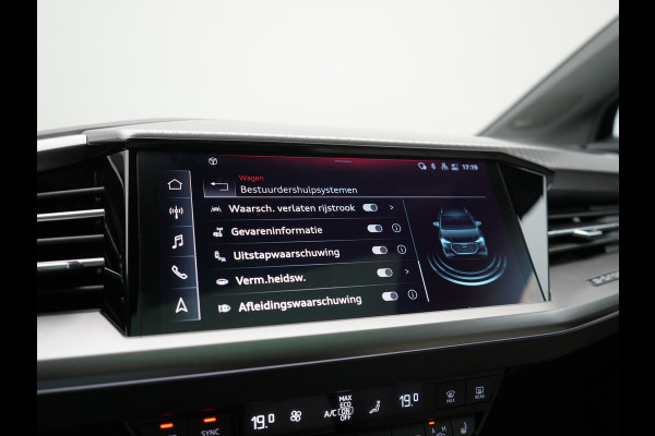 Audi Q4 e-tron 55 Quattro Advanced edition 82 kWh 340pk | Panodak | Adaptive Cruise | Head Up | Sonos Audio | Camera | Matrix LED | Stoelen & Stuur Verwarmd | Blis | Apple Carplay | Navigatie | DAB |