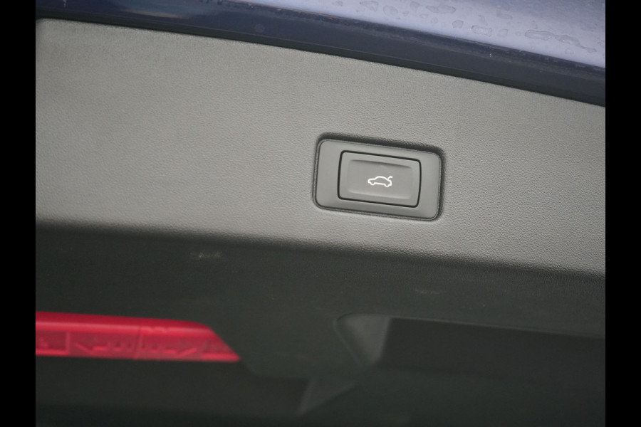 Audi Q4 e-tron 55 Quattro Advanced edition 82 kWh 340pk | Panodak | Adaptive Cruise | Head Up | Sonos Audio | Camera | Matrix LED | Stoelen & Stuur Verwarmd | Blis | Apple Carplay | Navigatie | DAB |