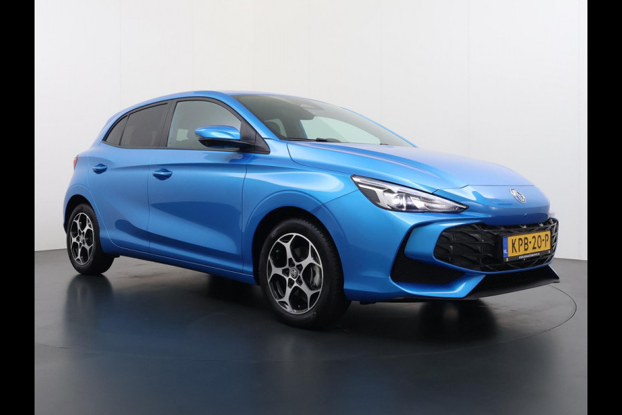 MG MG3 Hybrid+ 1.5 Hybrid+ Luxury VAN:22.900,- VOOR:19.330,- UW HERFSTVOORDEEL:3.570,-| ONDERHOUD GEHAD BIJ DEALER, DIRECT LEVERBAAR | 7 JAAR MG FABRIEKS GARANTIE TM 02-2032 | STOEL + STUURVERWARMING | 360 CAMERA | ADAP. CRUISE | DODE HOEK | KEYLESS | APPLE CARPLAY |
