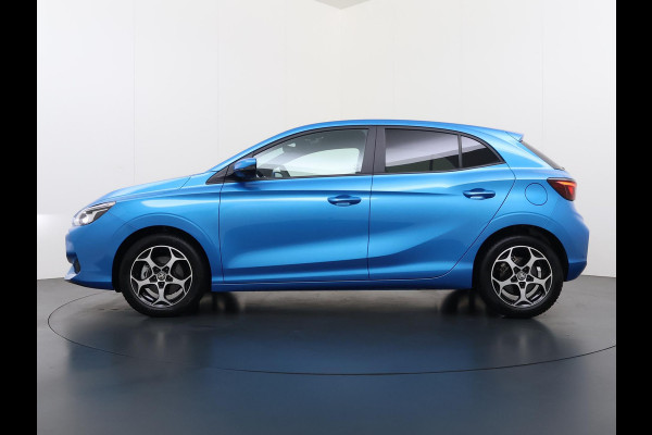 MG MG3 Hybrid+ 1.5 Hybrid+ Luxury VAN:22.900,- VOOR:19.330,- UW HERFSTVOORDEEL:3.570,-| ONDERHOUD GEHAD BIJ DEALER, DIRECT LEVERBAAR | 7 JAAR MG FABRIEKS GARANTIE TM 02-2032 | STOEL + STUURVERWARMING | 360 CAMERA | ADAP. CRUISE | DODE HOEK | KEYLESS | APPLE CARPLAY |