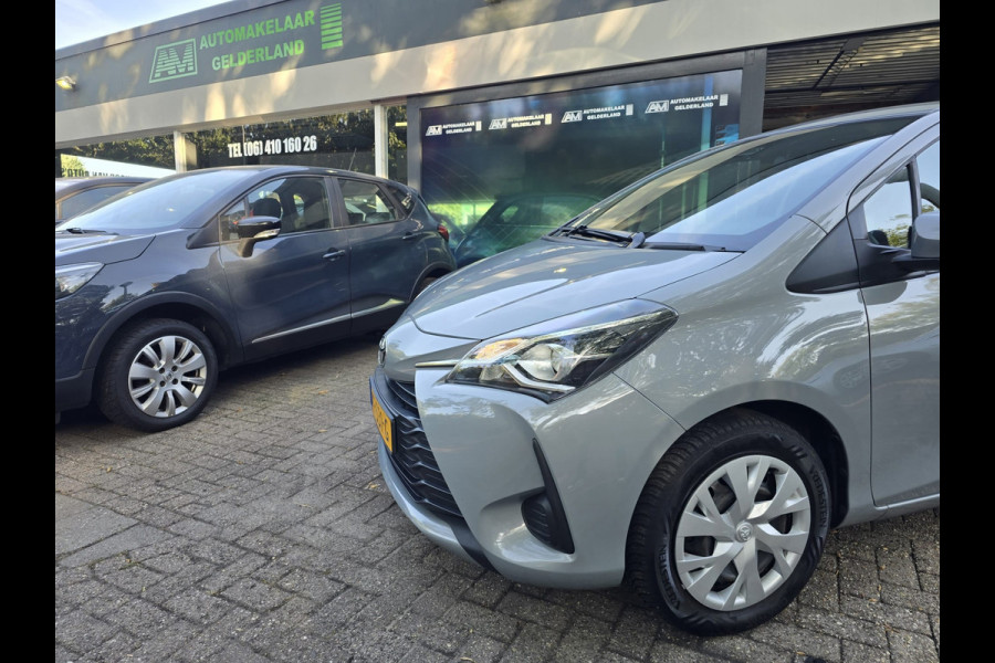 Toyota Yaris 1.5 VVT-i Active | 2E EIGENAAR | 3/6 OF 12 MND GARANTIE | CAMERA | AIRCO | NW APK |
