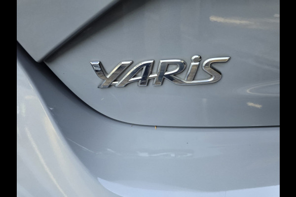 Toyota Yaris 1.5 VVT-i Active | 2E EIGENAAR | 3/6 OF 12 MND GARANTIE | CAMERA | AIRCO | NW APK |