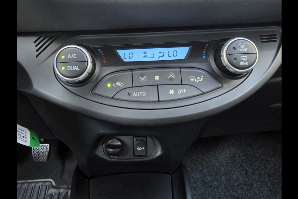 Toyota Yaris 1.5 VVT-i Active | 2E EIGENAAR | 3/6 OF 12 MND GARANTIE | CAMERA | AIRCO | NW APK |