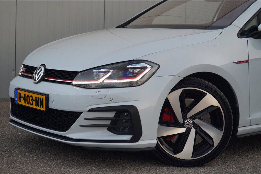 Volkswagen Golf 2.0 TSI GTI Performance / Pano / Dealeronderhouden / Dynaudio / Bearlock / White Silver Metallic