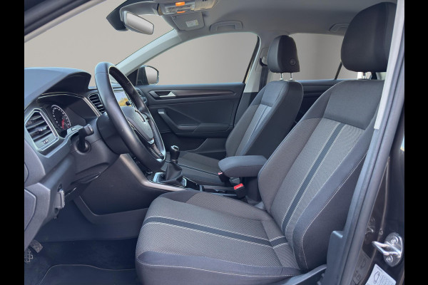 Volkswagen T-Roc 1.0 TSI Style | Clima | Stoelverw | Parksensors V+A | Navi | 16"Velg | Apple / Android