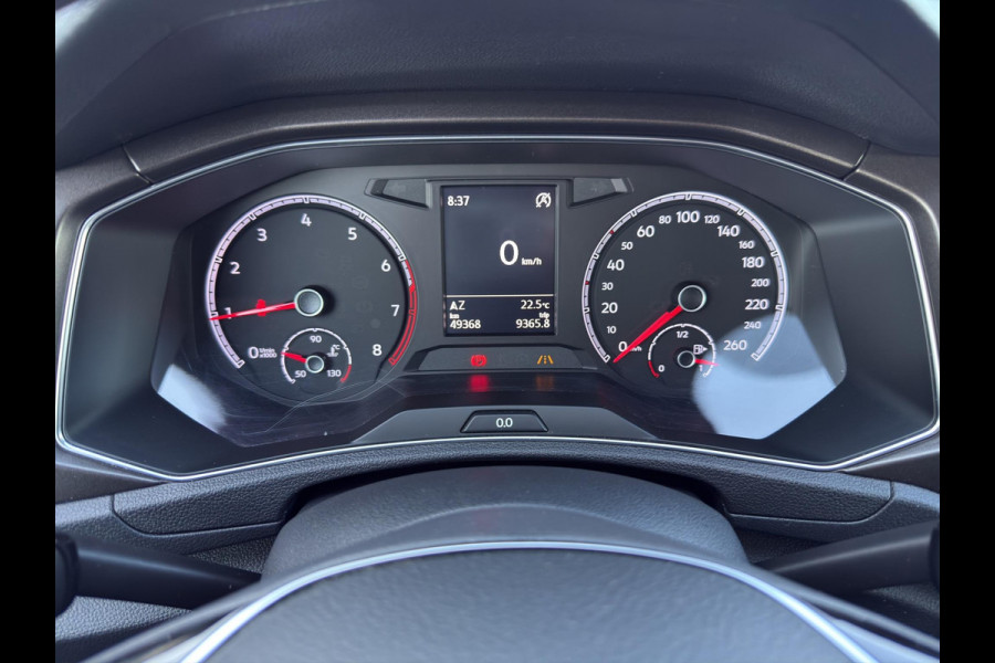 Volkswagen T-Roc 1.0 TSI Style | Clima | Stoelverw | Parksensors V+A | Navi | 16"Velg | Apple / Android