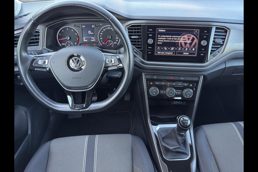 Volkswagen T-Roc 1.0 TSI Style | Clima | Stoelverw | Parksensors V+A | Navi | 16"Velg | Apple / Android