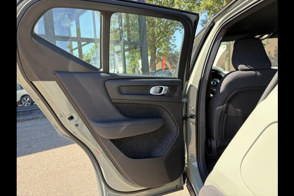 Volvo XC40 Core Recharge Pure Electric 2WD SOH 95%| VOLVO ONDERHOUDEN| RIJKLAARPRIJS INCL. 12 MND BOVAG GARANTIE| WARMTEPOMP| STOEL + STUURVERWARMING