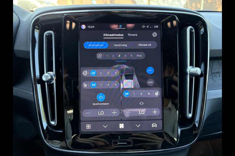 Volvo XC40 Core Recharge Pure Electric 2WD SOH 95%| VOLVO ONDERHOUDEN| RIJKLAARPRIJS INCL. 12 MND BOVAG GARANTIE| WARMTEPOMP| STOEL + STUURVERWARMING