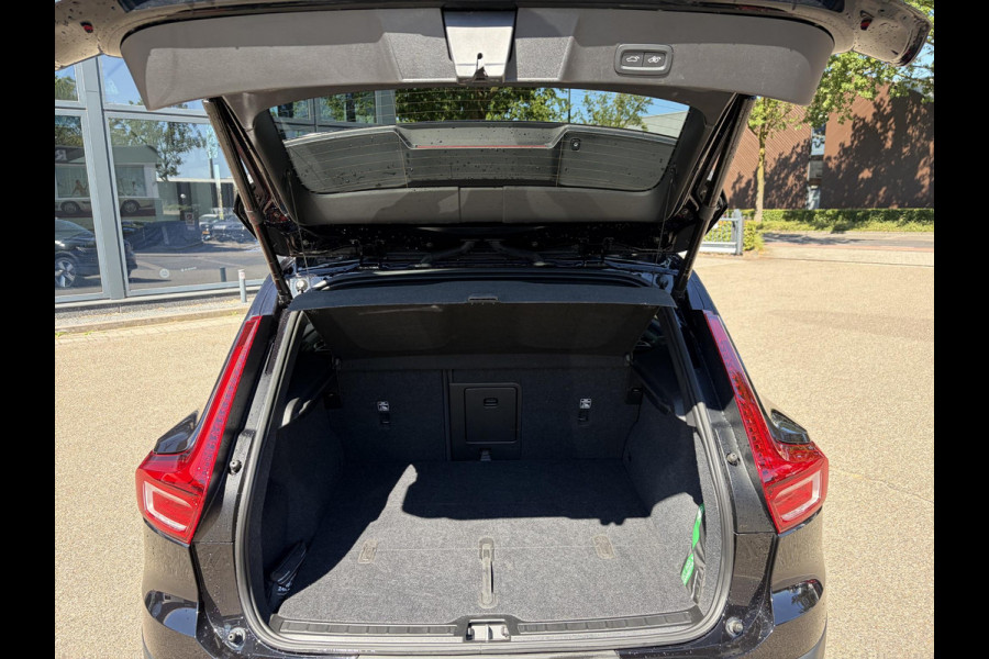Volvo XC40 Plus Recharge Pure Electric 2WD SOH: 94% | STOEL / STUUR VERWARMING | VELGEN LICHT METAAL 20'' | ELEK. ACHTERKLEP | PILOT ASSIST