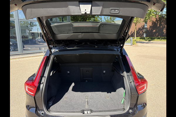 Volvo XC40 Plus Recharge Pure Electric 2WD SOH: 94% | STOEL / STUUR VERWARMING | VELGEN LICHT METAAL 20'' | ELEK. ACHTERKLEP | PILOT ASSIST