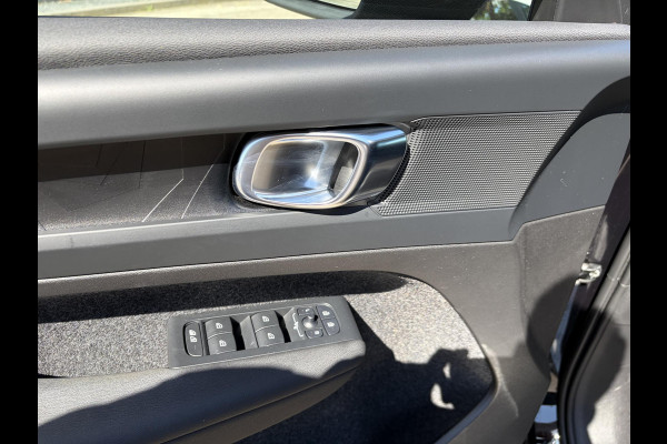 Volvo XC40 Plus Recharge Pure Electric 2WD SOH: 94% | STOEL / STUUR VERWARMING | VELGEN LICHT METAAL 20'' | ELEK. ACHTERKLEP | PILOT ASSIST