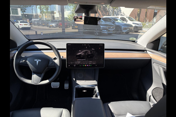 Tesla Model Y Performance AWD 75 kWh SOH 95% | 21 INCH TURBINE VELGEN| TESLA FABRIEKSGARANTIE T/M 01-2027 of 80.000KM!| RESTERENDE FABRIEKSGARANTIE OP DE HOOGVOLTACCU + AANDRIJFLIJN T/M 01-2031 of 192.000KM!