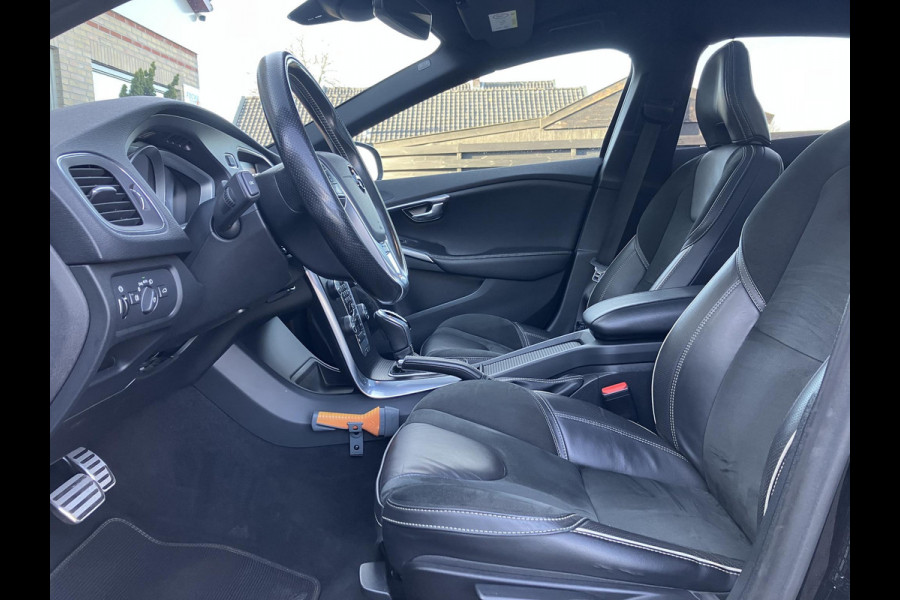 Volvo V40 1.5 T3 Polar+ Sport | R-Design | Pano | Leder | NAP