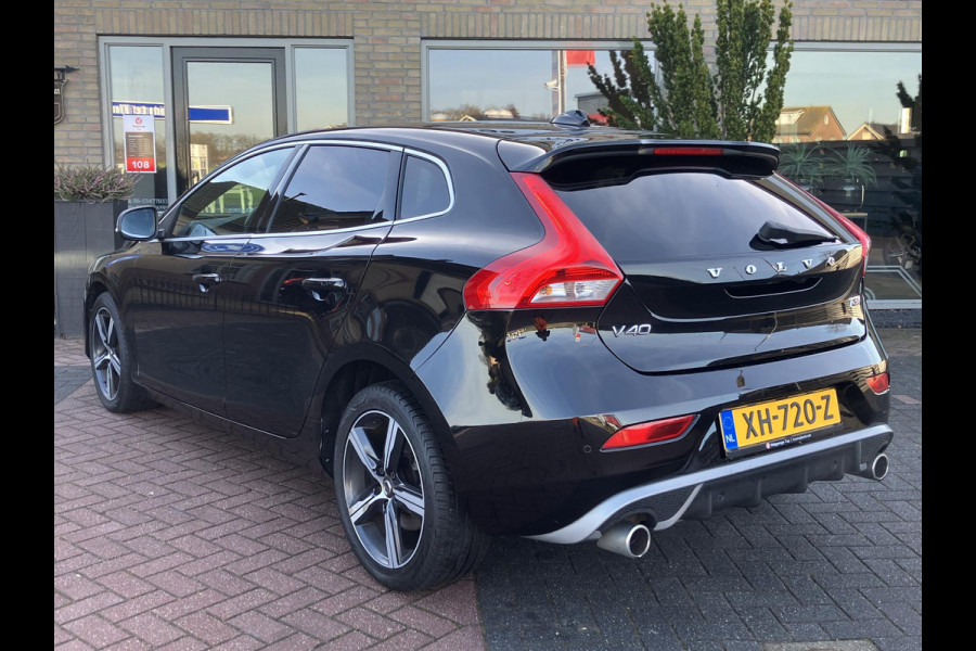 Volvo V40 1.5 T3 Polar+ Sport | R-Design | Pano | Leder | NAP