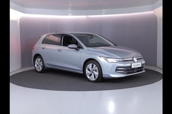 Volkswagen Golf 1.5 eHybrid Style Edition 204 pk Automaat (DSG) | Private lease vanaf €610| Navigatie via App | Parkeersensoren (Park assist) | Achteruitrijcamera | Adaptieve cruise control | Autom. airco (3 zones) |