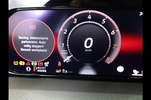Volkswagen Golf 1.5 eHybrid Style Edition 204 pk Automaat (DSG) | Private lease vanaf €610| Navigatie via App | Parkeersensoren (Park assist) | Achteruitrijcamera | Adaptieve cruise control | Autom. airco (3 zones) |
