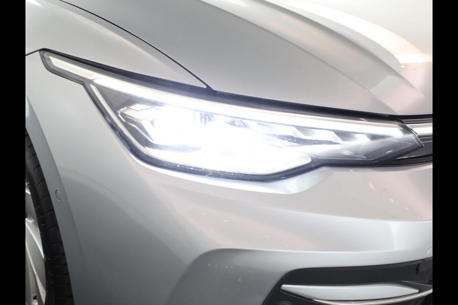 Volkswagen Golf 1.5 eHybrid Style Edition 204 pk Automaat (DSG) | Private lease vanaf €610| Navigatie via App | Parkeersensoren (Park assist) | Achteruitrijcamera | Adaptieve cruise control | Autom. airco (3 zones) |