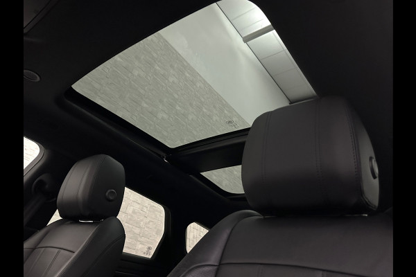 Land Rover Range Rover Evoque P300e AWD R-Dynamic HSE | Panorama | 360 Camera | Leder | Memory | Digitale-Cockpit | Keyless-Entry | Meridian-Sound | Stuurverwarming | Getint Glas | Black-Optic | 20 inch | Stand-Clima | Dodehoek | Lane Assist | Camera-Spiegel |