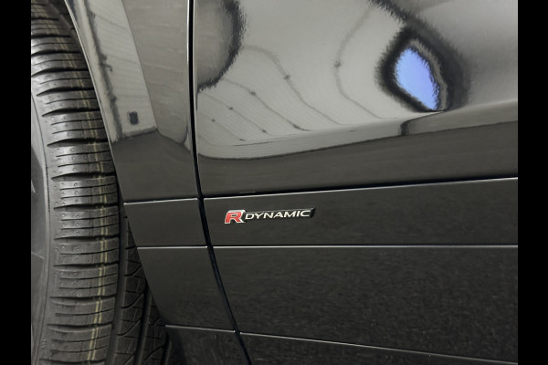 Land Rover Range Rover Evoque P300e AWD R-Dynamic HSE | Panorama | 360 Camera | Leder | Memory | Digitale-Cockpit | Keyless-Entry | Meridian-Sound | Stuurverwarming | Getint Glas | Black-Optic | 20 inch | Stand-Clima | Dodehoek | Lane Assist | Camera-Spiegel |