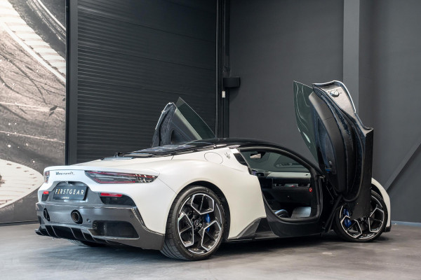 Maserati MC20 3.0 V6 *Full Carbon / Keramische Remmen / Lift-Systeem / Alcantara / Bianco Audace / E-LSD*